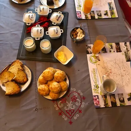 Les De Cathy Bed and breakfast Murat