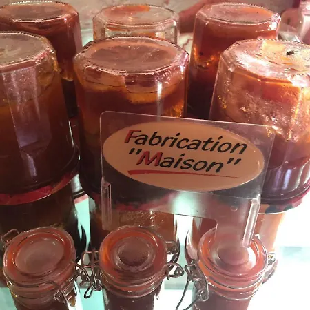 Nocleg ze śniadaniem Les De Cathy 3*